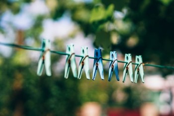 pegs-2664512__340.jpg