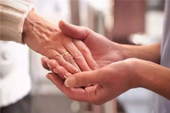 60歲友邦防癌險一年多少錢