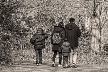 如何購買少兒醫(yī)療保險