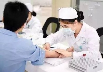 45歲女性買重疾險(xiǎn)要大概多少錢？什么是多次賠付重疾險(xiǎn)？