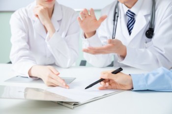 e生保百萬醫(yī)療靠譜嗎？購買百萬醫(yī)療需要注意什么？