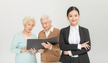 交了4年的防癌險可以退保嗎