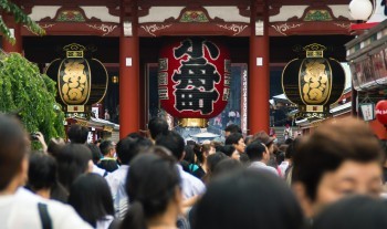 弘康弘利年年終身壽險條款復(fù)雜嗎？有什么好的地方？