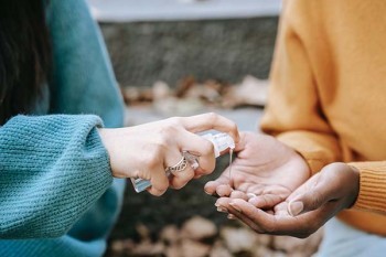 晴天保保重大疾病保險(xiǎn)值得買嗎？我們應(yīng)該如何給孩子<a href=