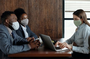 商業(yè)保險退保能退多少錢