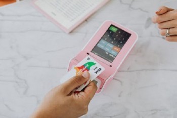 信用卡為什么還不了款怎么辦？最晚幾點還款？