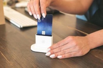 因為坐牢信用卡逾期了怎么辦