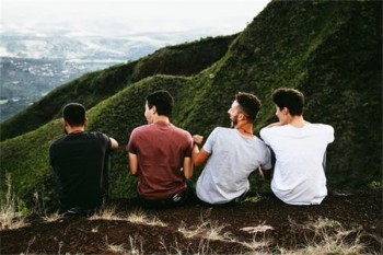 社會保險服務網(wǎng)什么時候可以領(lǐng)錢？一定要繳納嗎？