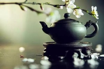 農(nóng)行理財(cái)保險(xiǎn)退保找誰退