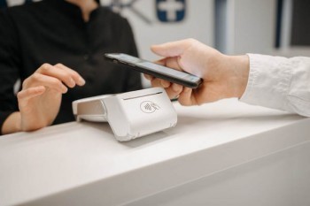 信用卡逾期1萬5坐牢了