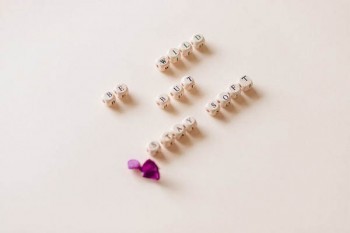 乳腺結(jié)節(jié)可以投保的百萬醫(yī)療有什么？如何選擇百萬醫(yī)療險？