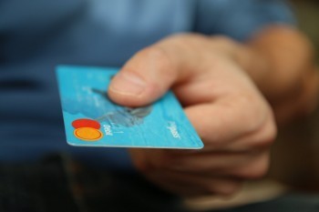 信用卡逾期后怎么協(xié)商只還本金？怎么還款最合適？