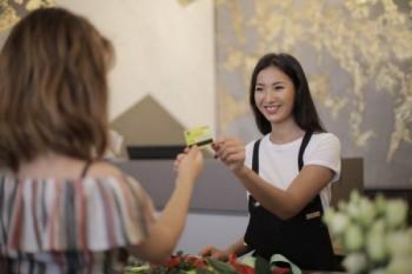無(wú)視黑白征信的信用卡