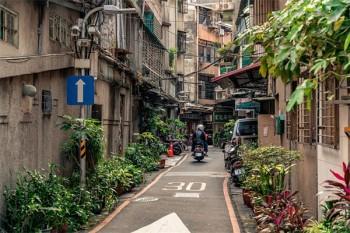 失業(yè)保險隨本人關(guān)系轉(zhuǎn)移繳費年限怎么計算？失業(yè)保險能領(lǐng)多少錢？