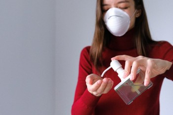 社區(qū)讓隔離就一定要隔離么？隔離費(fèi)用沒錢交怎么辦？