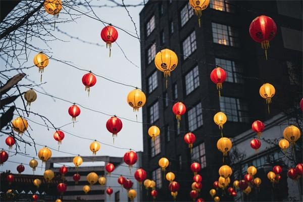 3000保費(fèi)能退多少錢？退保時保費(fèi)退給誰？