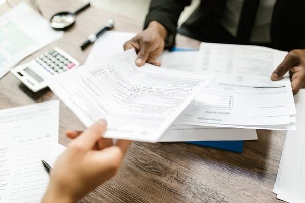退保要什么材料？本人可以不到場嗎？