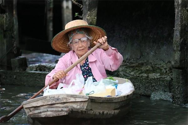 居民養(yǎng)老保險(xiǎn)怎么算每月拿多少錢？怎么領(lǐng)??？