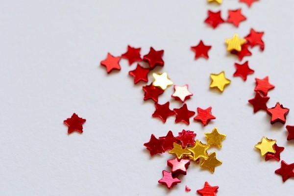 農(nóng)村養(yǎng)老保險(xiǎn)多大年齡可以領(lǐng)??？可以領(lǐng)取多少錢一個(gè)月？