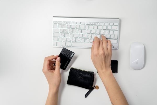 如何向銀行申請(qǐng)停息分期還款？是真的嗎？