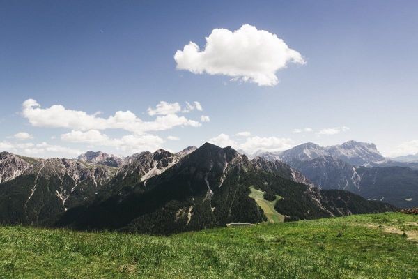 醫(yī)保要交多少年可以享受終身？每個人都要交醫(yī)保嗎？