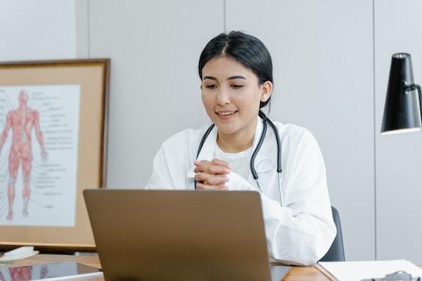 平安保險醫(yī)療險最好的一種是哪款？投保方式有哪些？