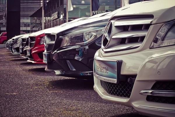 一般車(chē)險(xiǎn)多少錢(qián)一年？車(chē)險(xiǎn)應(yīng)該怎么搭配？