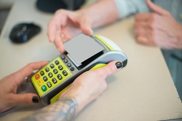 收到中信銀行信用卡逾期短信怎么辦？打電話沒接到會怎么樣？
