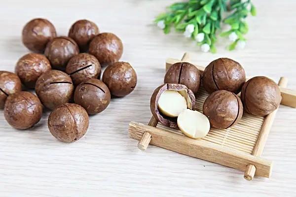 泰康人壽尊享世家是什么產(chǎn)品？有什么優(yōu)勢(shì)和劣勢(shì)？