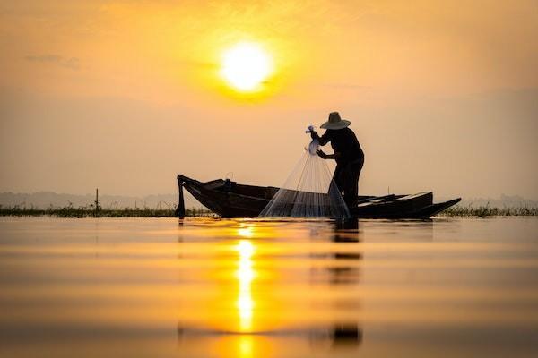 投保人年齡限制要求多大？未成年可以做投保人嗎？