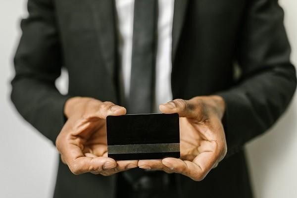 甘肅銀行信用卡逾期協(xié)商還款可以嗎？逾期還清后能貸款嗎