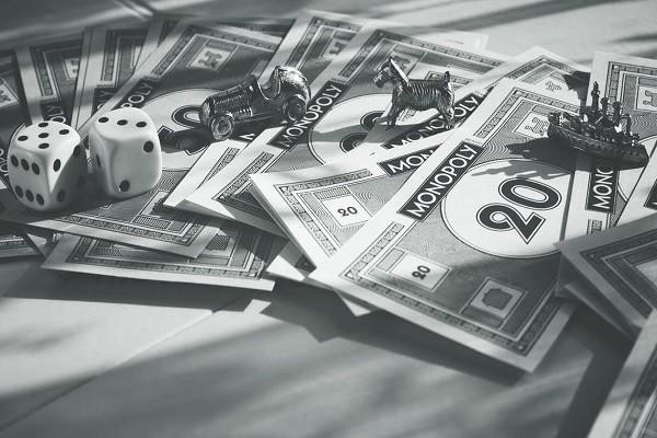 浙江網(wǎng)商貸逾期說要起訴我怎么辦？還不上利息怎么計算