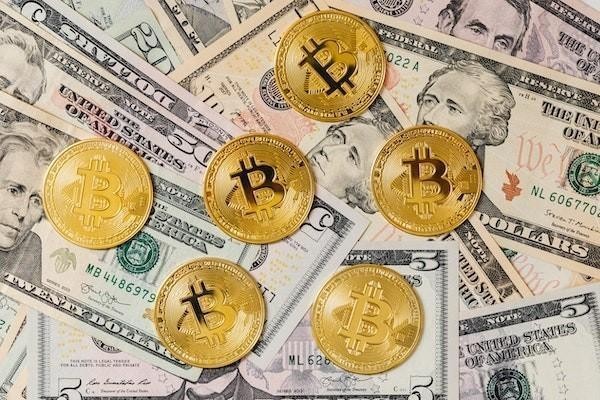 信用卡逾期銀行問資金用途怎么回答？逾期不還會怎么樣