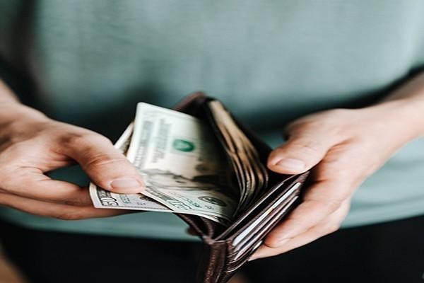銀行欠款起訴協(xié)商還本金可以嗎？起訴后別的銀行卡能用嗎？