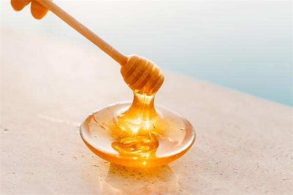 平安保險退保對業(yè)務(wù)員有什么影響嗎？退?？梢酝硕嗌馘X？
