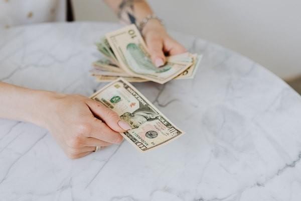 微粒貸逾期協(xié)商還本金能不能成功？逾期協(xié)商還款影響微信使用嗎