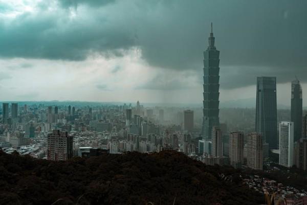 47歲才開始交五險一金劃算嗎？自己要交多少錢？