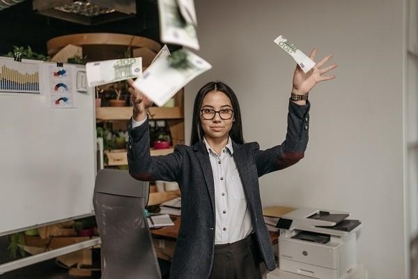 捷信委托律師起訴我了會怎么樣，打電話說起訴我是真的嗎