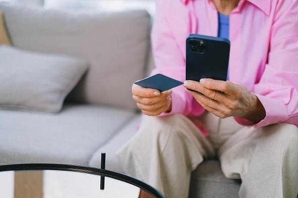 來(lái)分期顯示信用不足怎么辦，上信用了