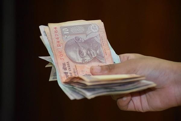 招聯(lián)金融逾期1年怎么減免利息和滯納金，了怎么辦