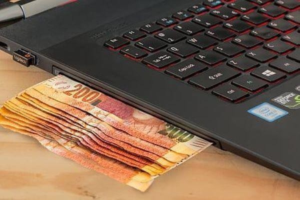 中信銀行免息分期怎么還款，就變成呆賬了嗎