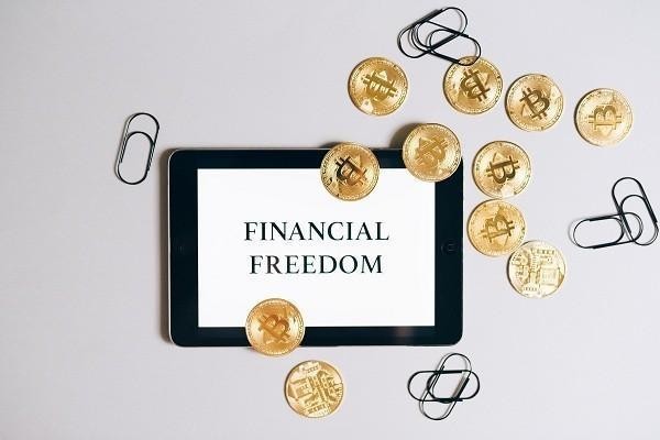 招行信用卡逾期利息怎么減免，被起訴了后果是什么