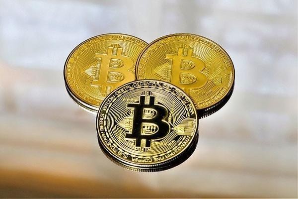 中信信用卡逾期被起訴立案后怎么解決，了打什么電話協(xié)商還款