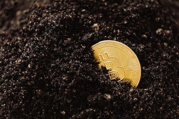 工商信用卡逾期催收說打包起訴是真的嗎，有哪些影響