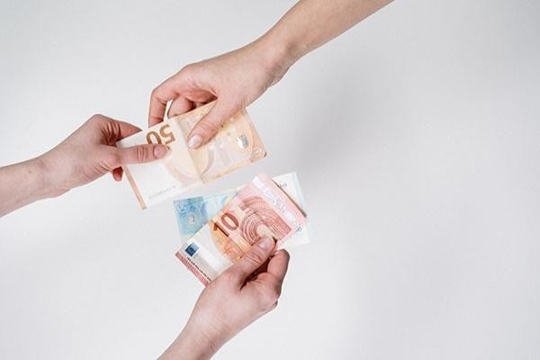 招商信用卡逾期很久沒(méi)賬單了會(huì)怎么樣，還能用嗎