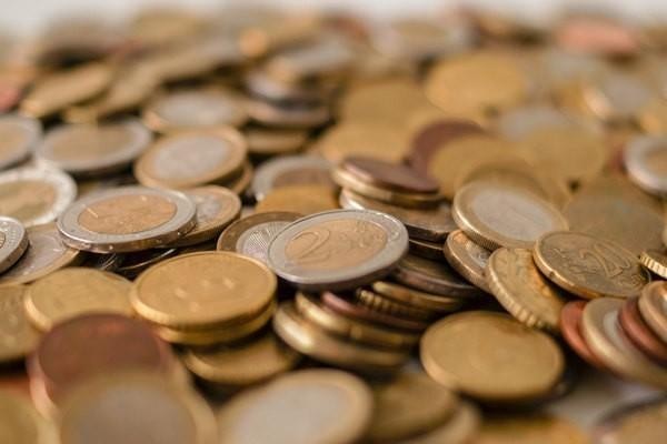 工商行信用卡逾期利息超過本金合法嗎，銀行信用卡2萬逾期1年多能不能協(xié)商分期