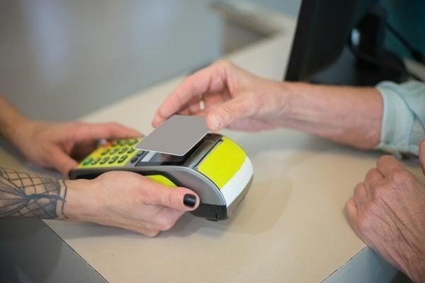 招商銀行信用卡逾期利息協(xié)商減免要什么材料，影響信用嗎