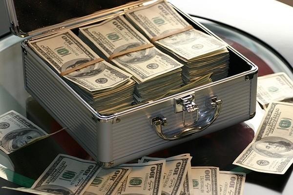 捷信逾期幾年了可以辦信用卡嗎，后還了還可以再辦理貸款業(yè)務嗎