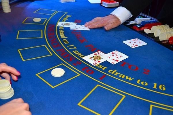 美團借錢怎么協(xié)商一次歸還本金，逾期利息多少呢