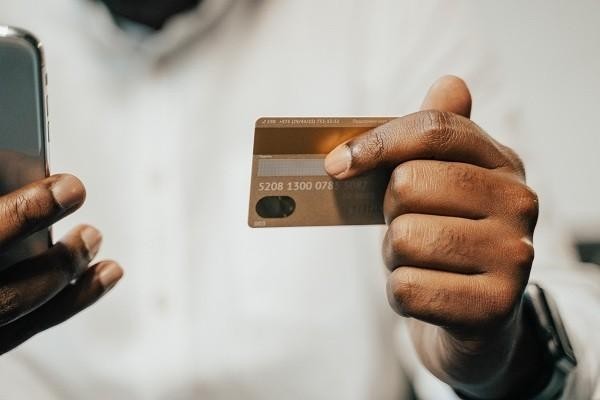 中國工商銀行分期樂信用卡借款利率高嗎，信用卡分期可以提前還嗎